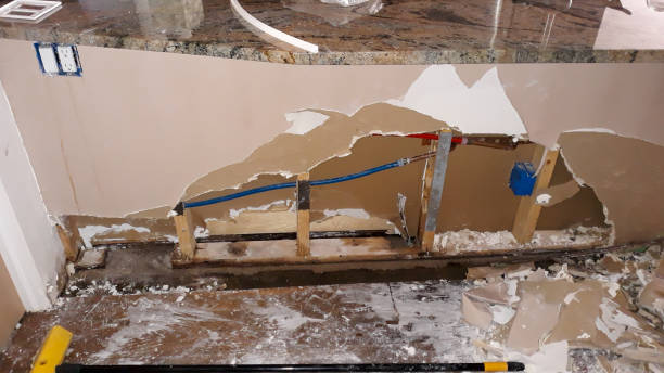 Best Water damage restoration near me  in Woodbury, TN